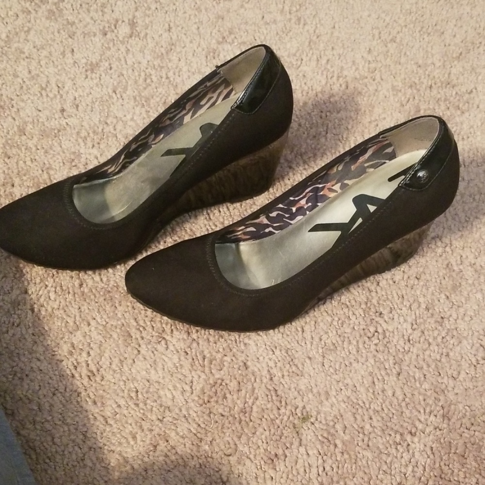 Platforms - Picture 7 of 7